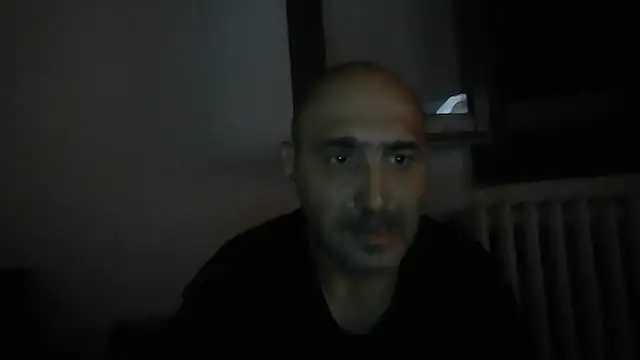 Snapshot of Analove1976 chatting on July 24, 8:18 pm Analove1976 online show from July 24, 8:18 pm