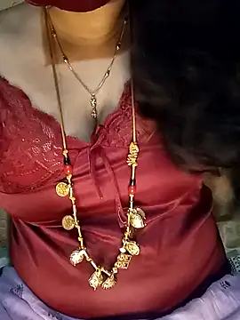 Snapshot of tuttifrutti17 chatting on December 22, 4:59 pm tuttifrutti17 online show from December 22, 4:59 pm