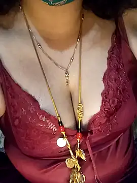 Snapshot of tuttifrutti17 chatting on December 29, 5:44 pm tuttifrutti17 online show from December 29, 5:44 pm