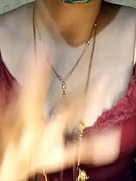 Snapshot of tuttifrutti17 chatting on January 5, 7:07 pm tuttifrutti17 online show from January 5, 7:07 pm