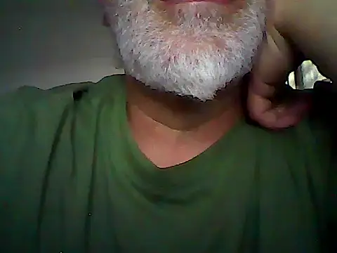 Snapshot of xcimeru chatting on July 13, 4:21 pm xcimeru online show from July 13, 4:21 pm