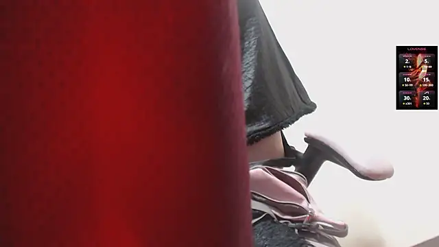 Snapshot of toxxxic_cams chatting on February 17, 8:22 am toxxxic cams online show from February 17, 8:22 am