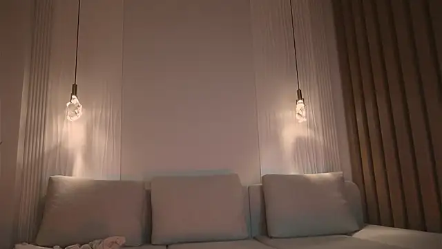 Snapshot of kawaii_mia chatting on July 23, 9:13 pm kawaii mia online show from July 23, 9:13 pm