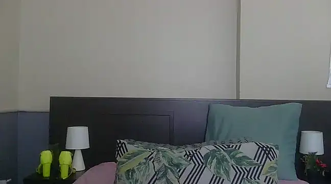 Snapshot of QUEENxJESSI chatting on January 17, 5:08 pm QUEENxJESSI online show from January 17, 5:08 pm