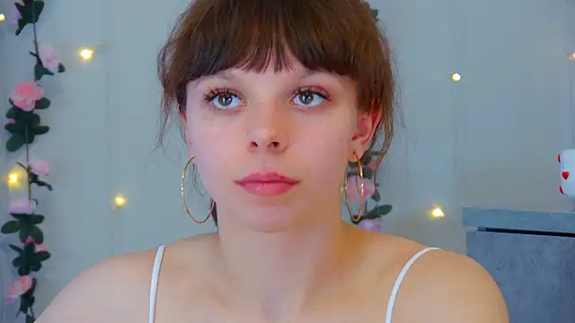 ElisabethDavis online show from April 15, 3:19 pm