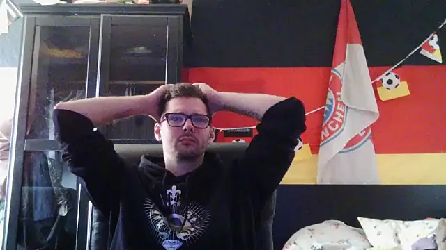 Die-geile-Sau online show from March 23, 1:26 pm