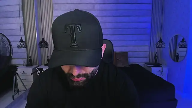 jhon bear03 online show from May 4, 11:28 am
