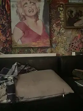 Snapshot of BarryKingsman chatting on March 4, 12:12 pm BarryKingsman online show from March 4, 12:12 pm