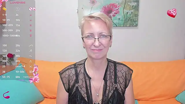 iamyourdream89 online show from December 15, 10:58 pm