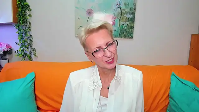 iamyourdream89 online show from October 8, 3:31 pm