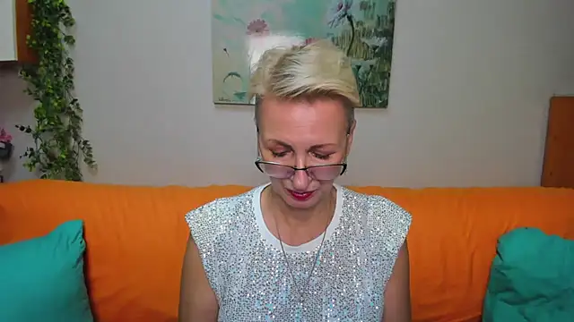 iamyourdream89 online show from November 30, 10:19 am