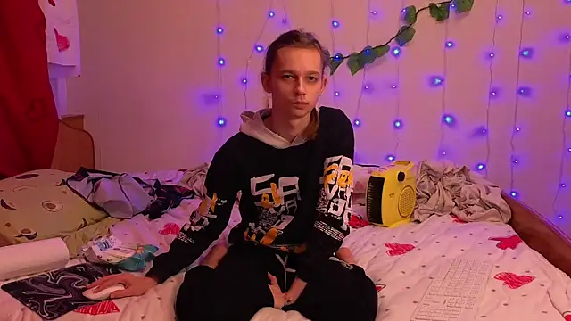 Frank Fraer online show from February 24, 11:36 pm