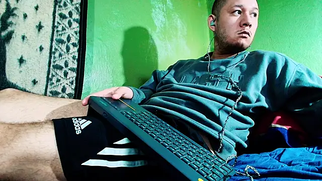 sweet cock28 online show from December 2, 7:05 pm