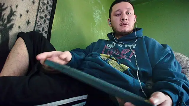 sweet cock28 online show from December 13, 4:05 pm
