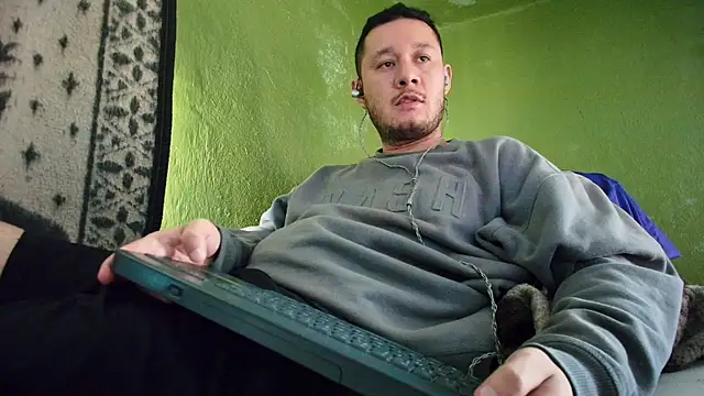 sweet cock28 online show from January 3, 4:06 pm