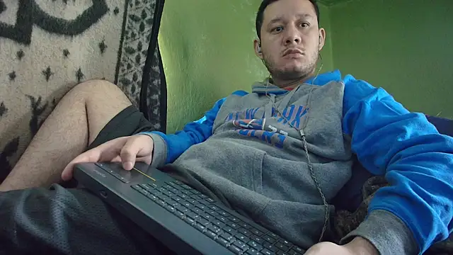 sweet cock28 online show from November 4, 3:22 pm