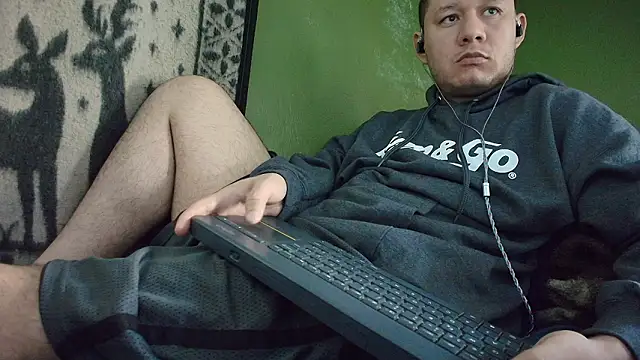 sweet cock28 online show from March 24, 3:39 pm