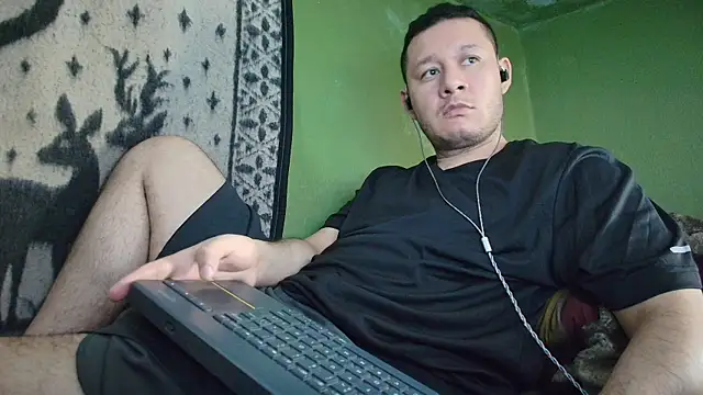 sweet cock28 online show from April 17, 3:15 pm