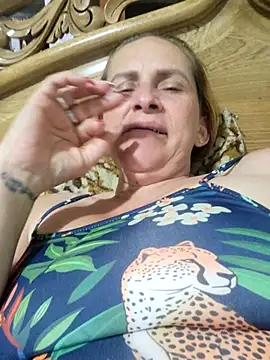 Snapshot of SeductionSilera chatting on March 2, 4:03 am SeductionSilera online show from March 2, 4:03 am