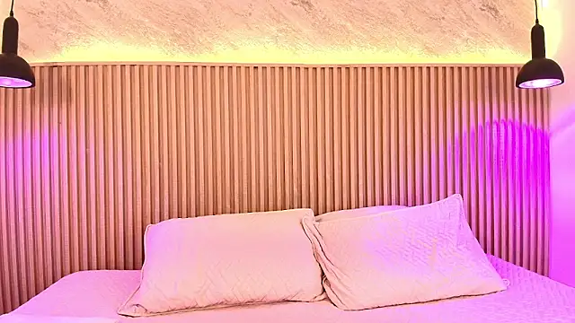 big tits in your face online show from October 16, 8:32 pm