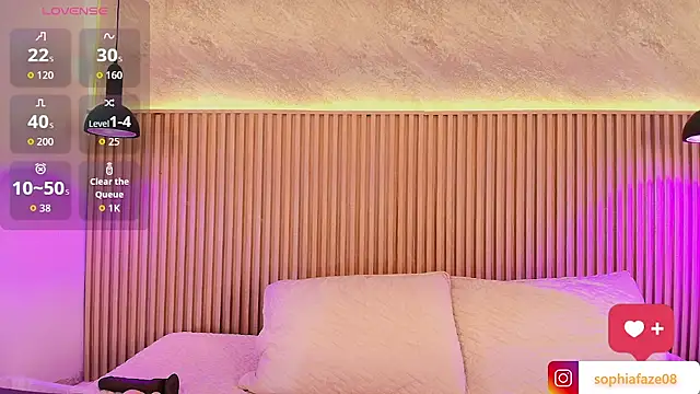 Snapshot of big_tits_in_your_face chatting on December 14, 8:13 pm big tits in your face online show from December 14, 8:13 pm