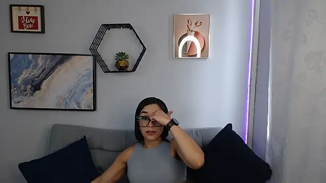 Amber Etan online show from December 9, 3:22 pm