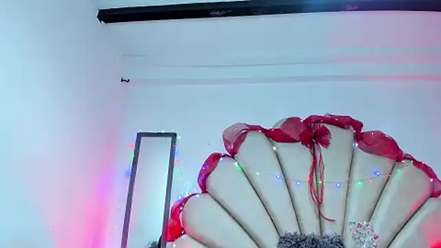 Natasha  Blue online show from December 21, 1:58 am