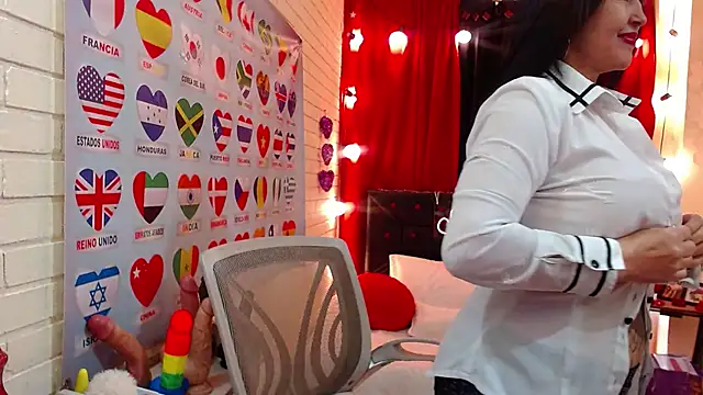 Sarah teiku online show from January 17, 12:20 am