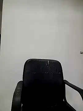 Snapshot of axeldaviid chatting on November 17, 4:57 pm axeldaviid online show from November 17, 4:57 pm