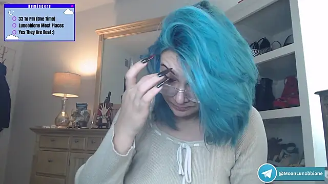 Snapshot of Lunobbione chatting on March 23, 8:35 pm Lunobbione online show from March 23, 8:35 pm