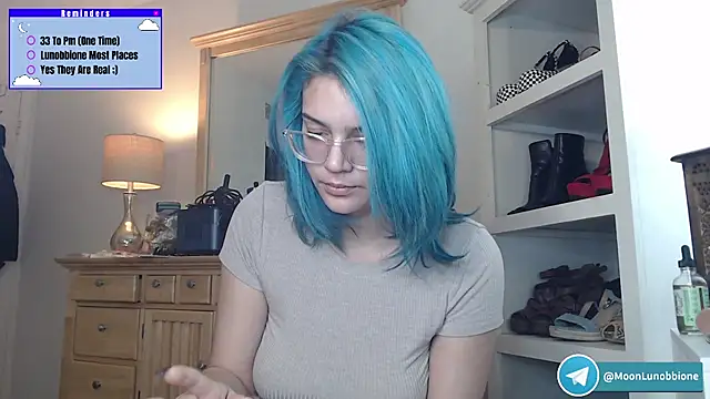 Snapshot of Lunobbione chatting on March 28, 7:46 pm Lunobbione online show from March 28, 7:46 pm