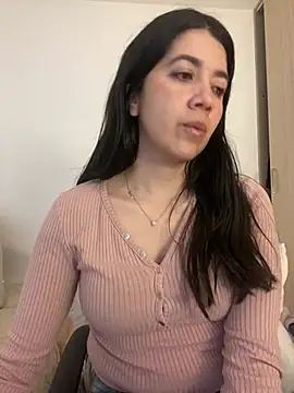Snapshot of saori_10 chatting on May 1, 5:56 am saori 10 online show from May 1, 5:56 am