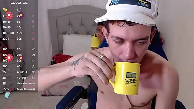 Partnerthot2023 online show from February 1, 2:02 pm
