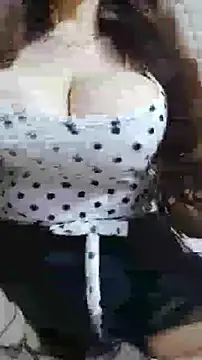 Snapshot of Lamis1 chatting on January 17, 11:59 am Lamis1 online show from January 17, 11:59 am