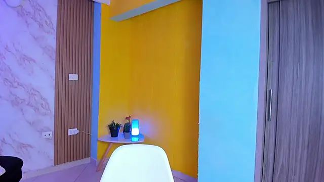 Megan blue7 online show from November 6, 11:33 am