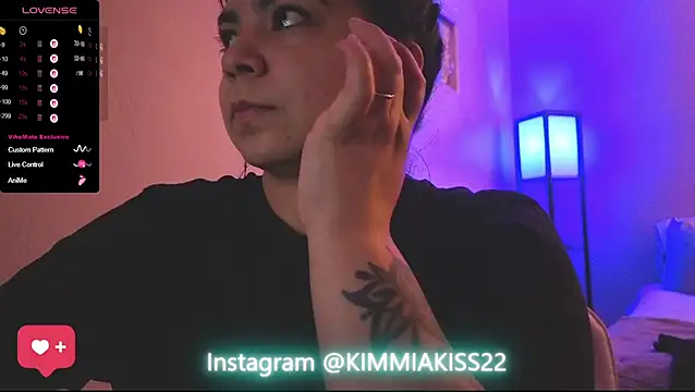 kimmiakiss22 online show from February 22, 2:17 am
