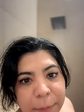 kimmiakiss22 online show from December 22, 3:47 am