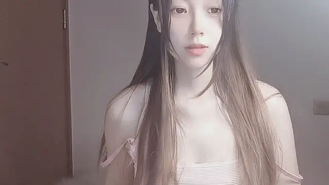 Snapshot of VaerySaenz chatting on October 12, 5:17 am VaerySaenz online show from October 12, 5:17 am