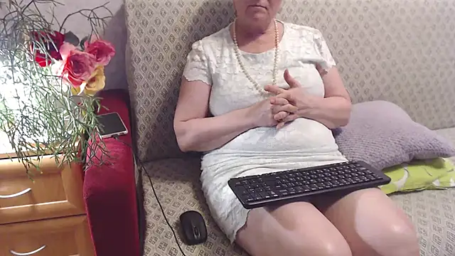 zarinafonliberman online show from December 17, 6:58 pm