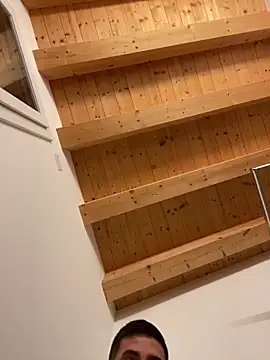 Snapshot of Fellix chatting on December 18, 3:29 pm Fellix online show from December 18, 3:29 pm