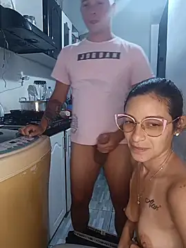 catire2323 online show from February 7, 12:36 am