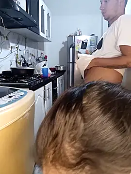 catire2323 online show from March 28, 12:32 am