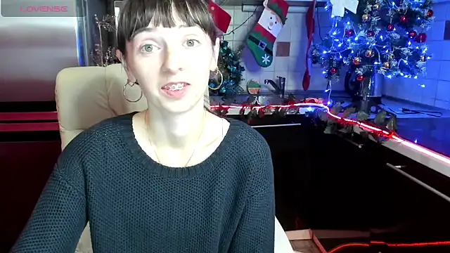TayanaJons online show from December 10, 7:26 am