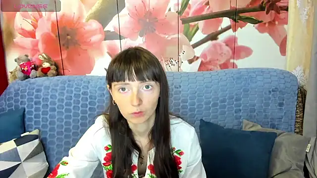 TayanaJons online show from May 21, 7:04 am