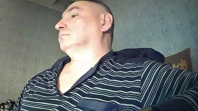 GYurmoka70 online show from March 3, 9:21 pm