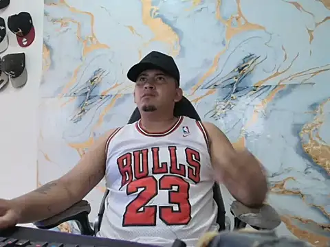 myke andrade online show from May 21, 6:26 pm