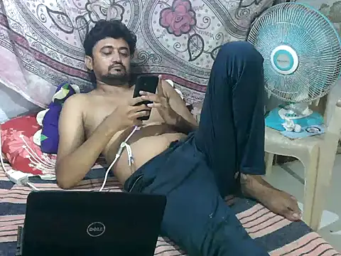 Snapshot of Rocobodymassager chatting on July 9, 3:16 pm Rocobodymassager online show from July 9, 3:16 pm