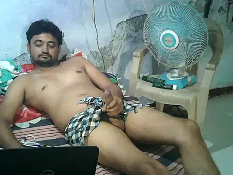 Snapshot of Rocobodymassager chatting on July 10, 5:26 pm Rocobodymassager online show from July 10, 5:26 pm