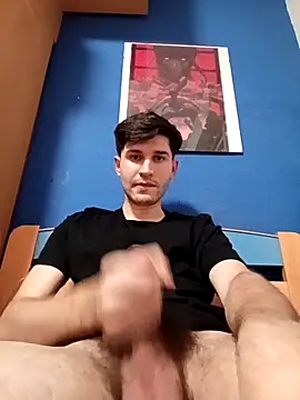 Esti02 online show from November 25, 5:35 pm