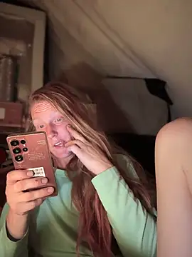 GoldenFlameGoddess online show from April 11, 4:39 am